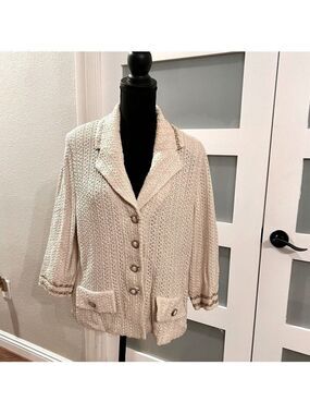 ST. JOHN COLLECTION by Marie Grey knit cardigan. Size 12
